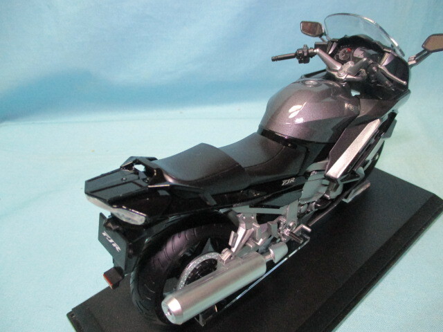 1/12 完成品バイクシリーズ アオシマ/アオシマ文化教材 ヤマハ FJR 1300A ダークグレーメタリックN 開封/現状品の画像7