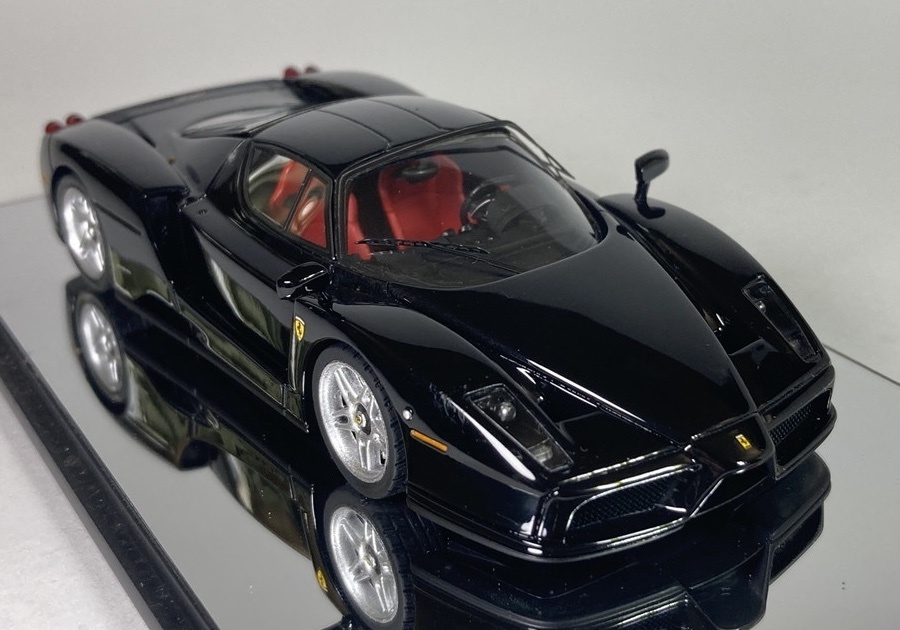 適当な価格 Ferrari ENZO 1/43 レッドラインモデルス Models Line Red Ferrari公認 Ж エンツォ Ж MINIMAX レジン製 S/N:597/750 黒 Black フェラーリ 乗用車