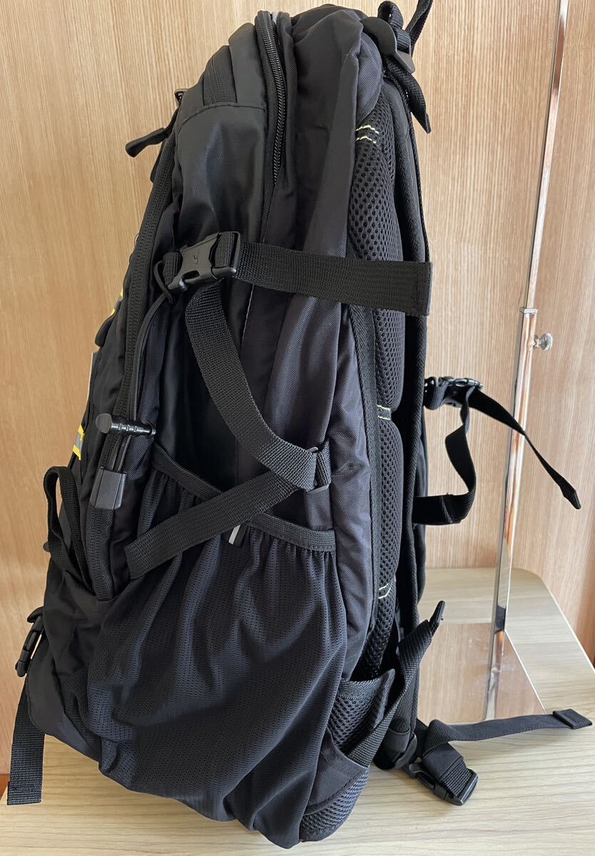 新品　Ozark Trail　JASPER BACK PACK　バックパック　レインカバー内蔵　36L_画像4