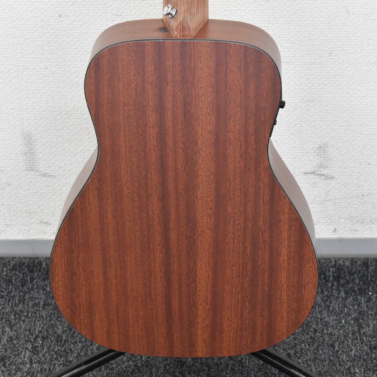 Σ2551 中古品 Martin&Co. LX1E #MG185489 マーティン エレアコギターの画像6