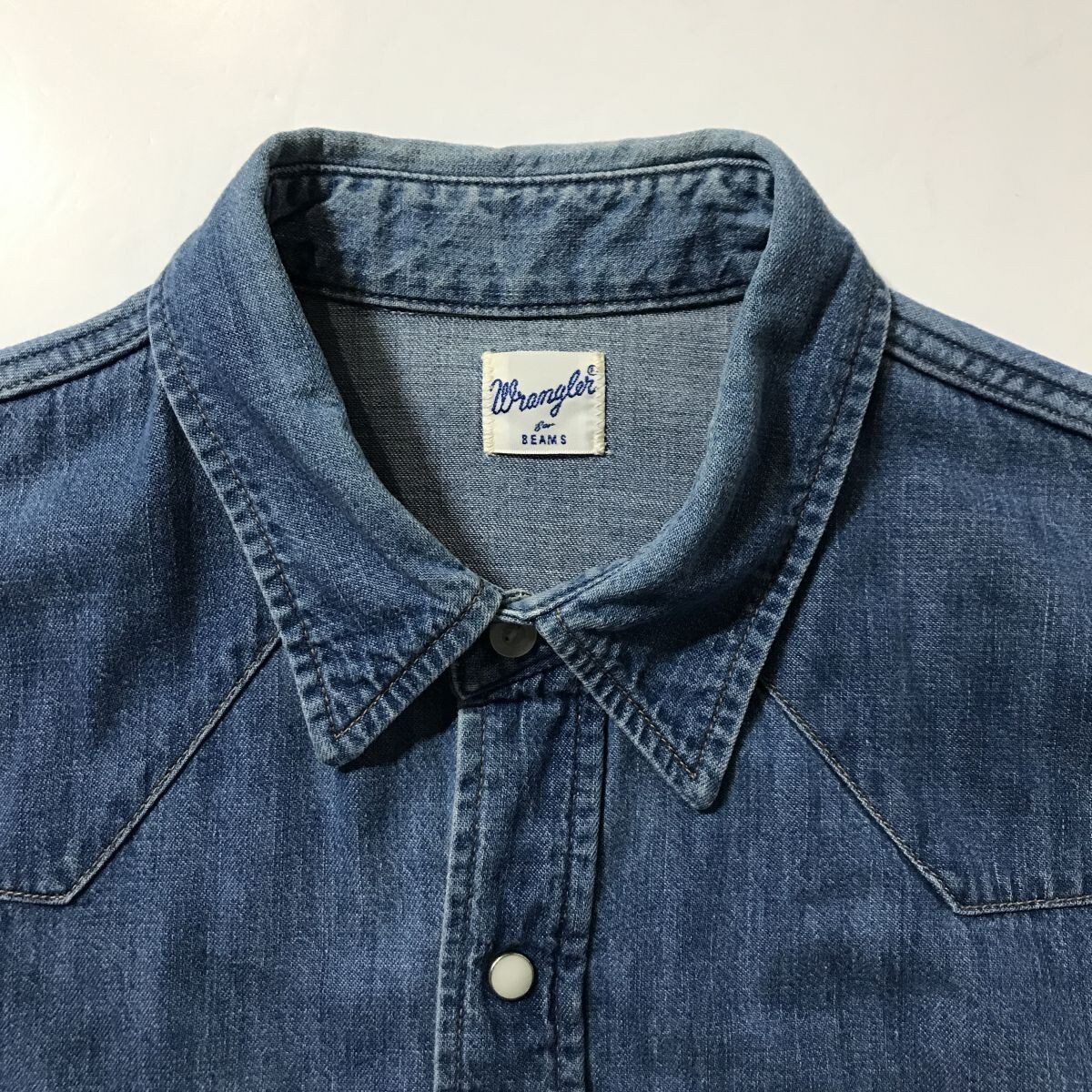 希少 限定 別注デザイン ラングラー Wrangler x BEAMS 27WM デニム ウエスタン シャツ L インディゴ ブルー ウェスタン ビンテージ加工の画像6