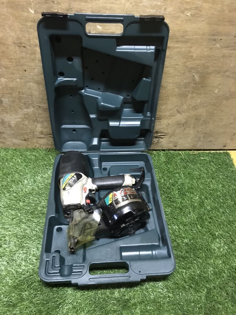 6800円 動作良好!日立 HIKOKI 常圧 75mm コイルネイラ 釘打ち機 6800円 動作良好!日立 HIKOKI 常圧 75mm コイルネイラ 釘打ち機