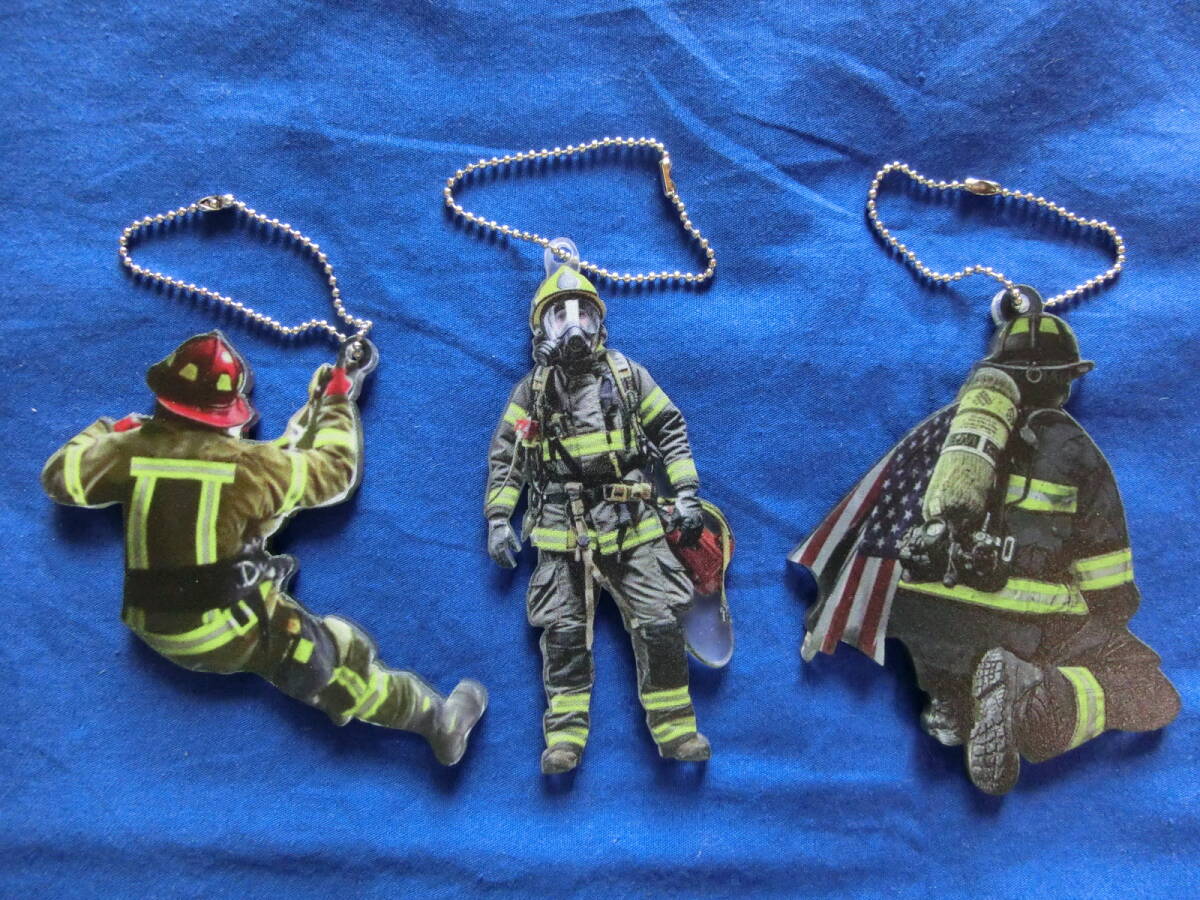 キーホルダー 消防士 消防隊 3個セット 2Dアクリル ペンダントキーホルダー No2_画像1