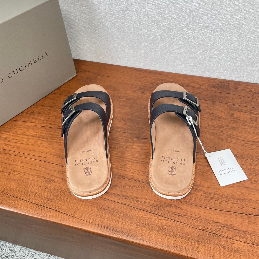 Brunello Cucinelli 　ブルネロクチネリ イタリア 　メンズ 　スリッパ もよう 牛革 ブラック 夏　39-44サイズ選択可能_画像5