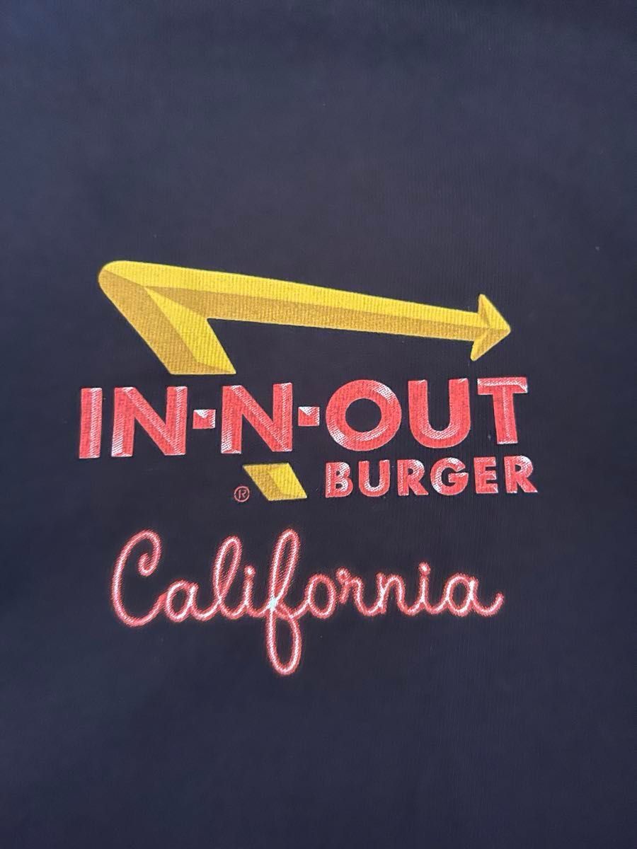 IN-N-OUT BURGER Tシャツ Tシャツ