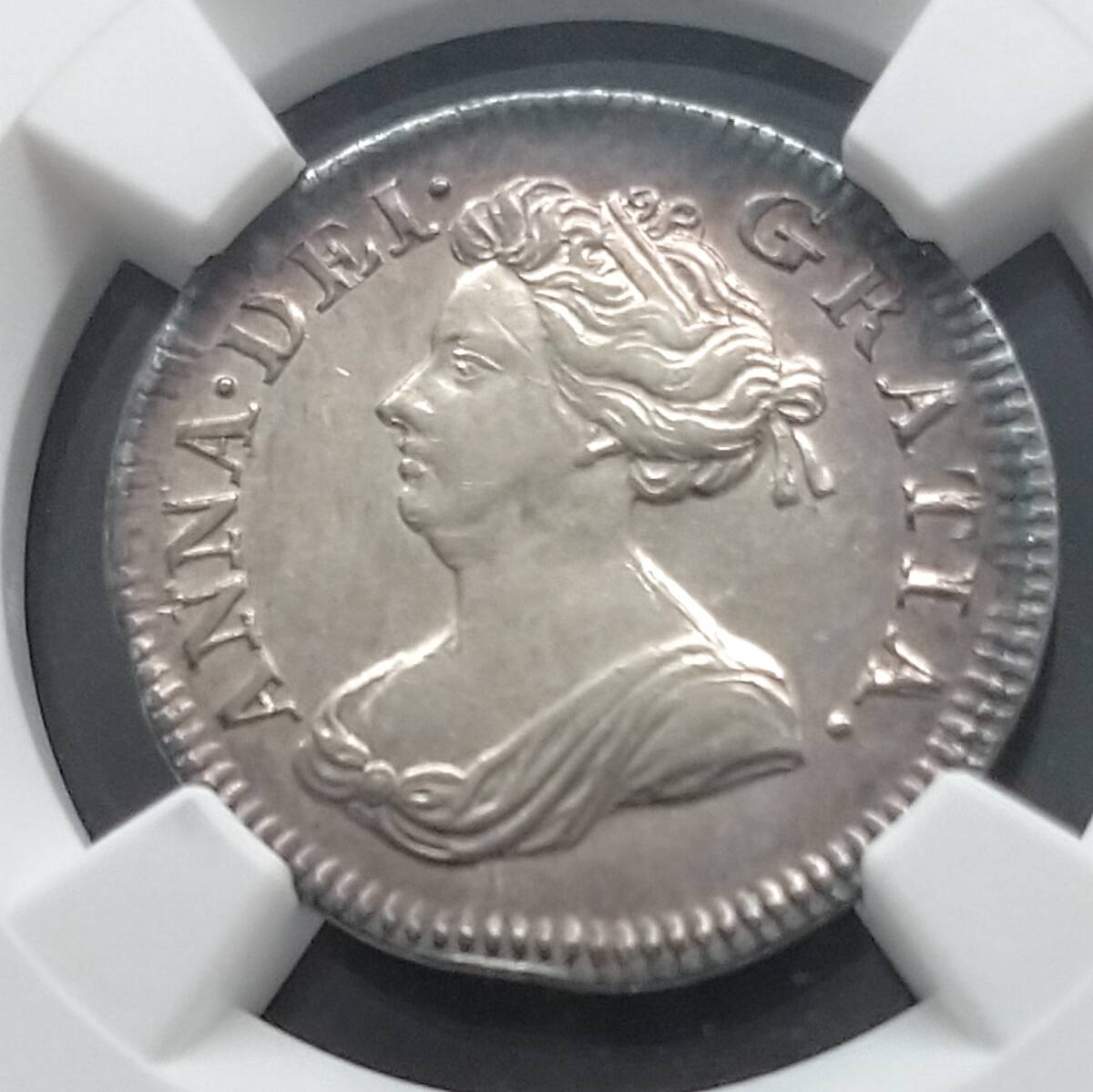  【最高鑑定！】1704年 イングランド 銀貨 アン女王 4ペンス イギリス NGC アンティークコインの画像4