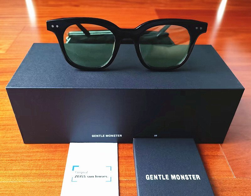 新品未使用※人気モデル*GENTLE MONSTER・ジェントルモンスター south side 登坂広臣 BTS 愛用・サングラス・緑の画像2