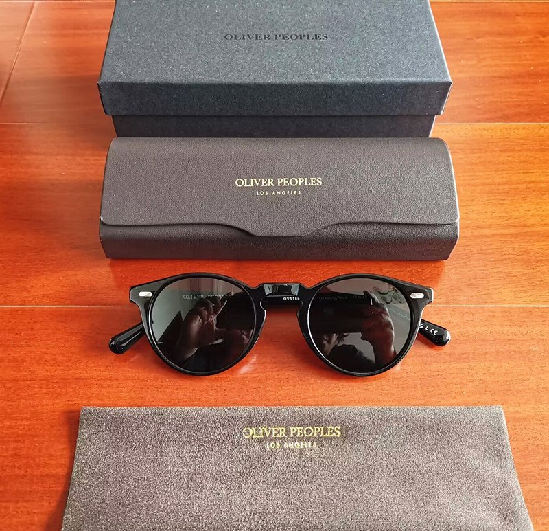 名作モデル☆イタリア製★「OLIVER PEOPLES/オリバーピープルズ」伝説の大人気作・OV5186・サングラス・メガネフレーム/黒の画像2