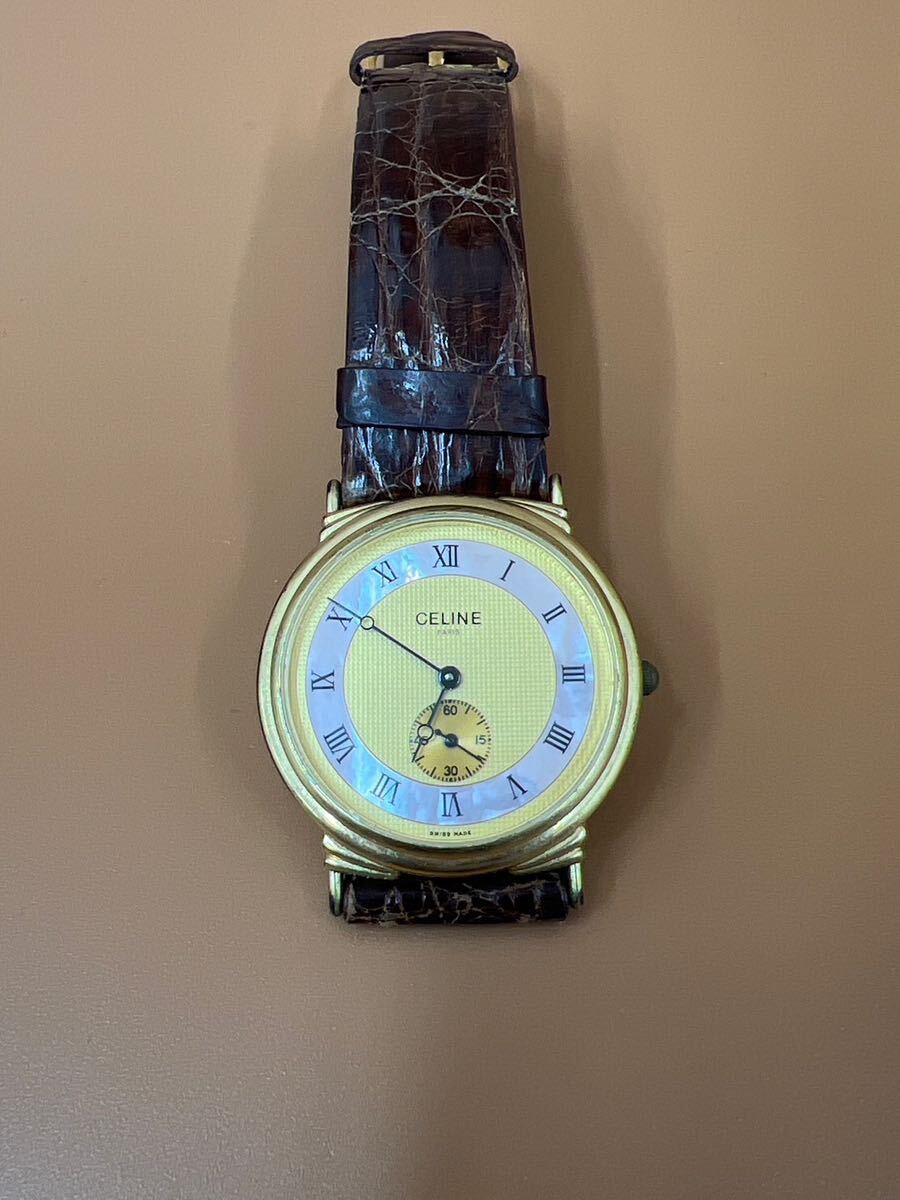 CELINE セリーヌ クオーツ時計 H2903-3 ゴールド×シェル文字盤 QZ ボーイズ腕時計 GSA042901 の画像10