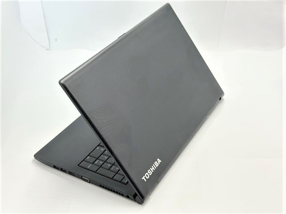 15.6 -inch used laptop Toshiba R35/M no. 4 generation Core i5 8GB memory wireless Wi-Fi Bluetooth Windows11 Office immediately use possible 