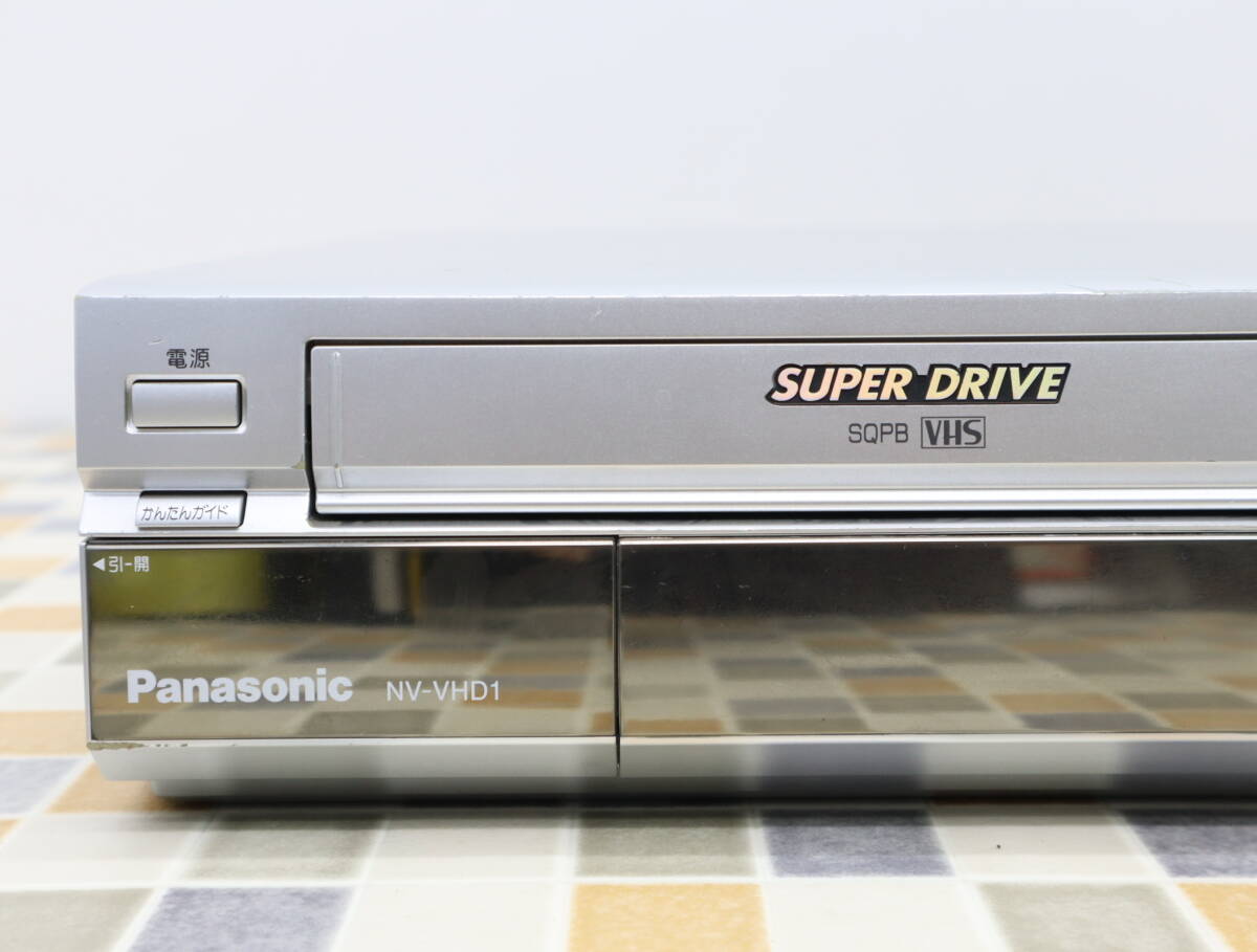 ▲ ｜SUPERDRIVE｜Panasonic パナソニック NV-VHD1 VHS 一体型 DVD プレーヤー｜VHS DVD プレーヤー DVD 〇 VHS × ■N8089_画像4