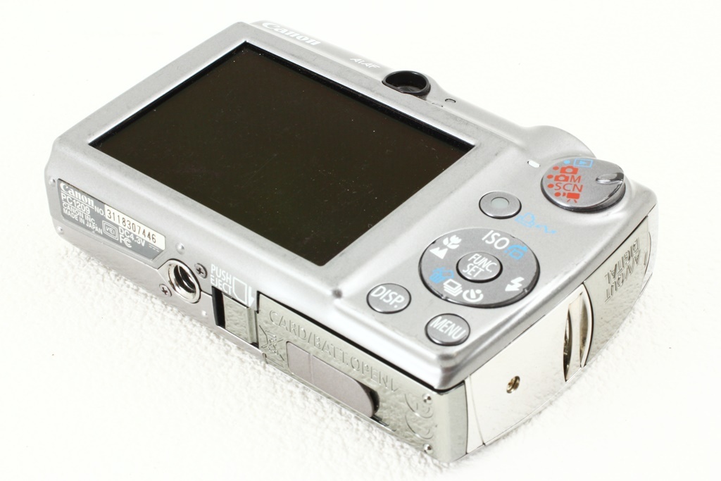 格安品◆Canon キヤノン IXY DIGITAL 900 IS◆デジカメ/A4195_こちら側もご覧の通りの状態です！