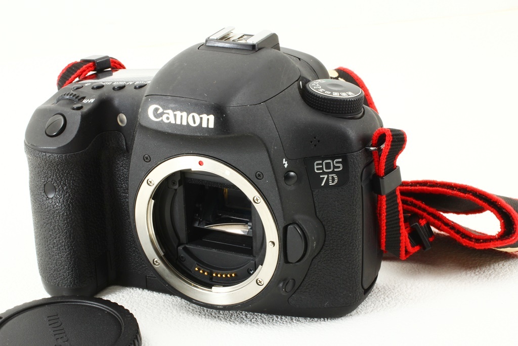 極上品◆Canon キヤノン EOS 7D EF-S 18-135◆デジタル一眼 1800万画素/A4326_画像4