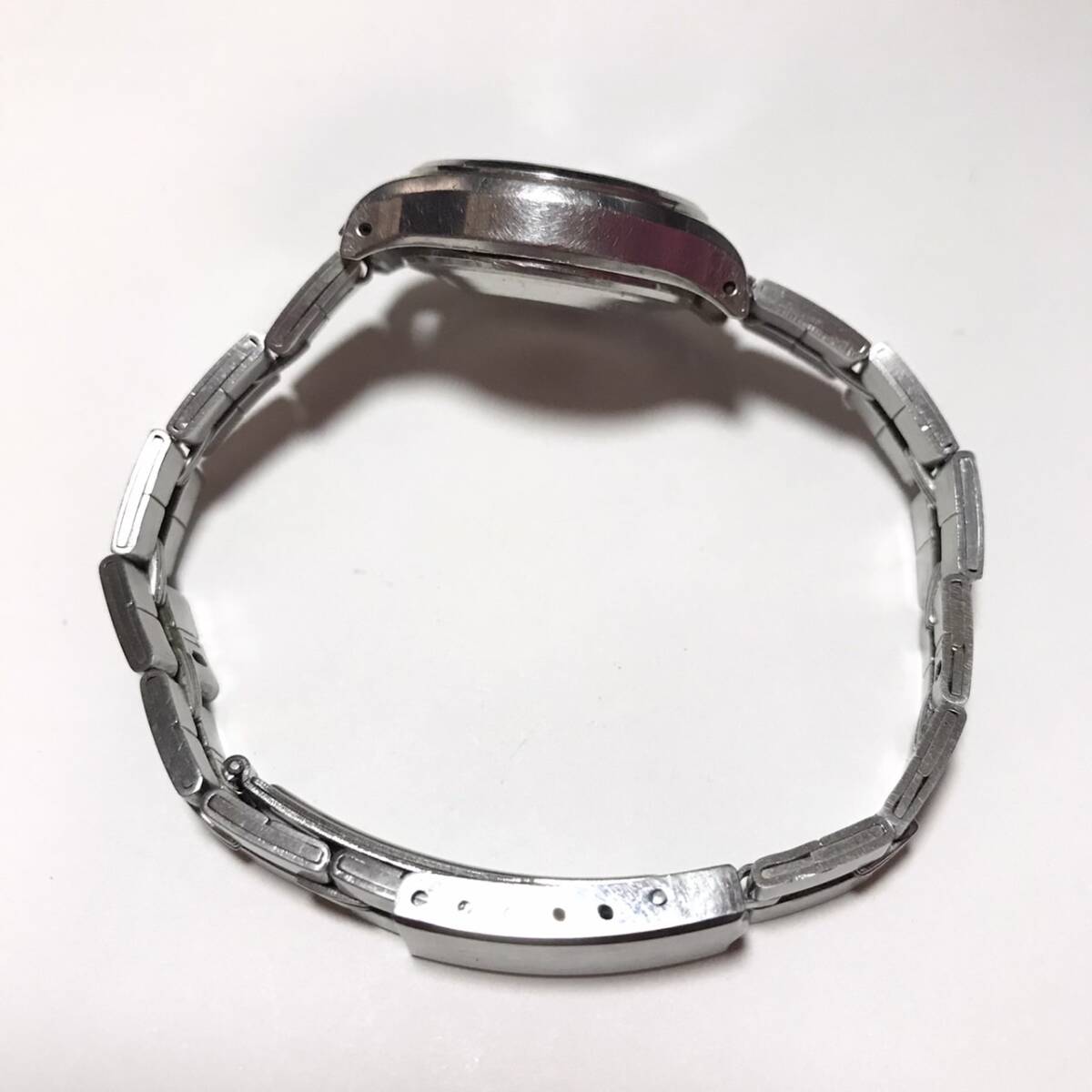 【1円】 時計 SEIKO セイコー chorus コーラス 17 LEWELS 17石 2118-0200 手巻き 3針 デイト スクエア 腕時計 ウォッチ 稼働品の画像4