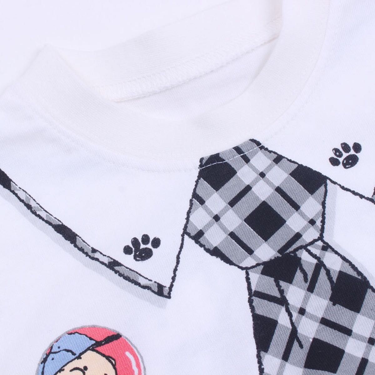 新品！未使用！可愛い、ネクタイ絵柄、SNOOPY、スヌーピー　キッズ シャツ、Tシャツ　　サイズ:110cm