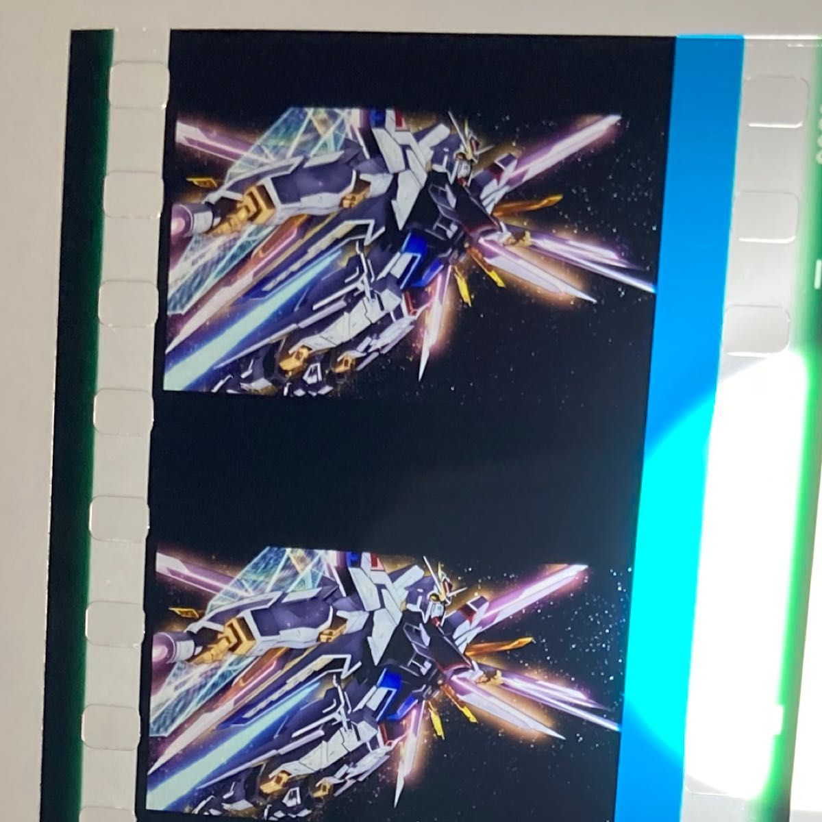 機動戦士ガンダムSEED FREEDOM コマフィルムマイティストライク 機動戦士ガンダムSEED FREEDOM コマフィルムマイティストライク