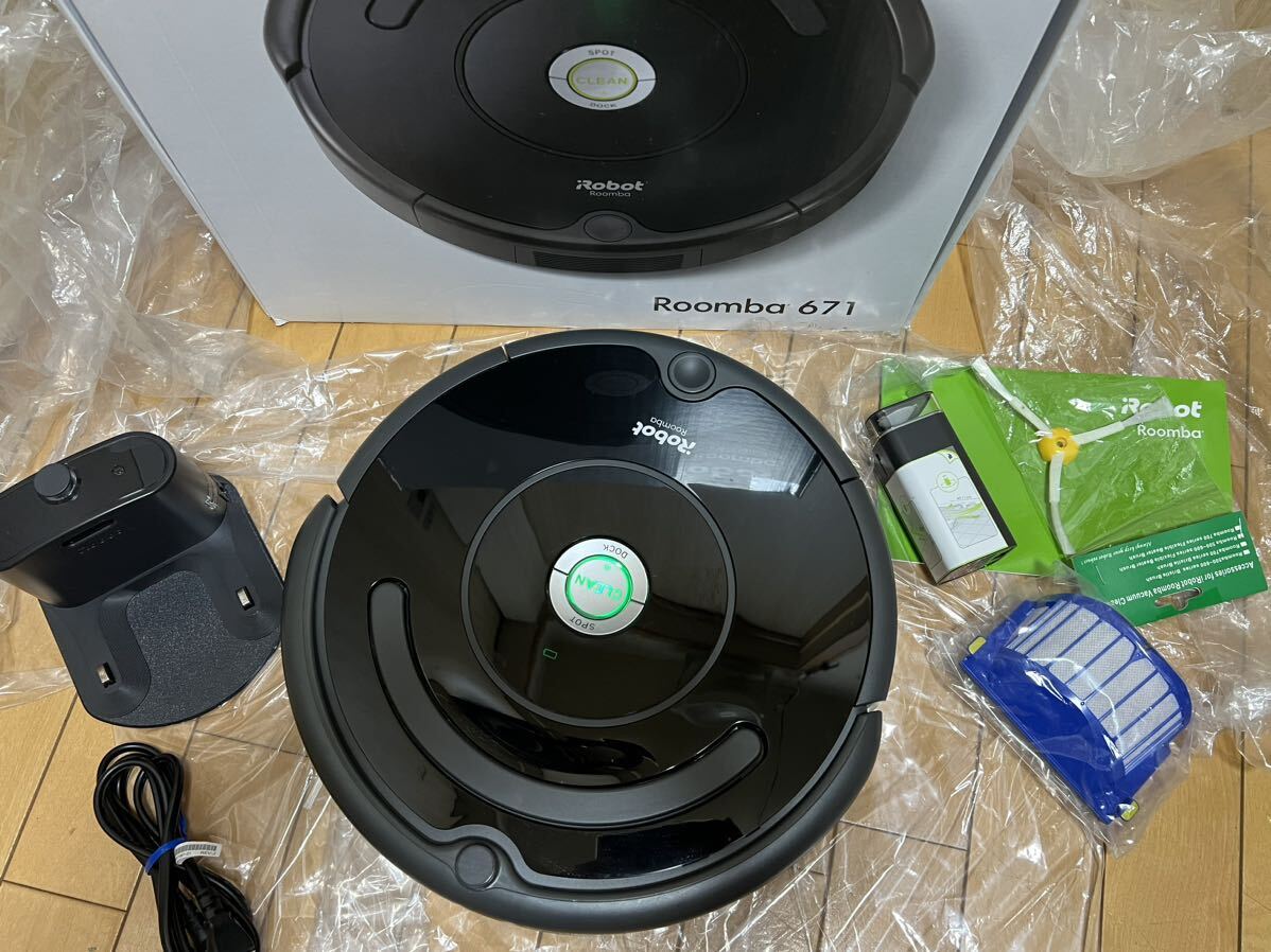 （美品 動作品） iRobot アイロボット ロボット掃除機 Rumba ルンバ 671 ブラック （X-31）_画像3