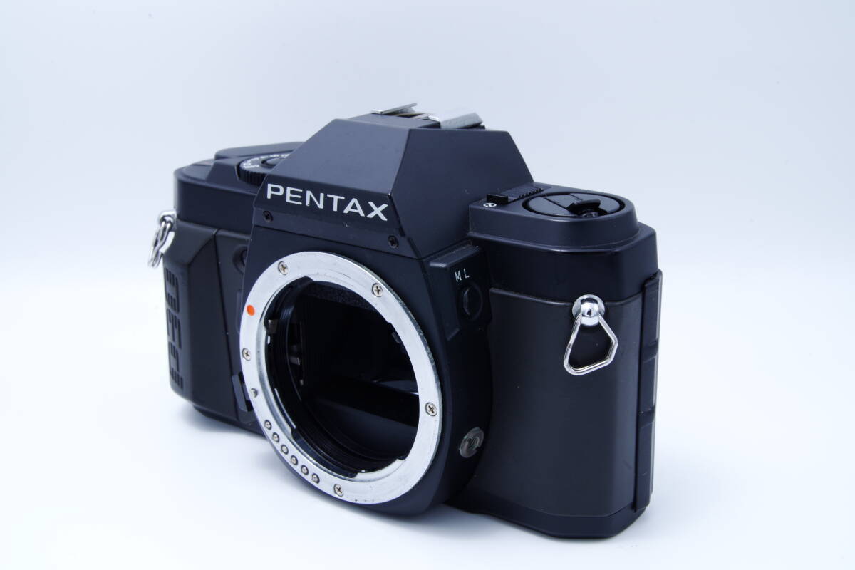 PENTAX　P30N　シャッター切れます　外装美品　MFフィルムカメラ　_画像1