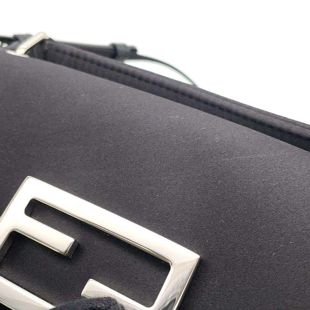  Fendi небольшая сумочка ковш phone сумка шелк атлас кожа 7AS142 FENDI плечо сумка чёрный 