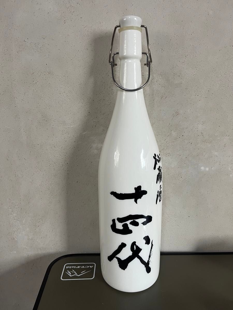 十四代 空き瓶 高木酒造 1800ml ディスプレイ 陶器|Yahoo 十四代 空き瓶 高木酒造 1800ml ディスプレイ 陶器|Yahoo