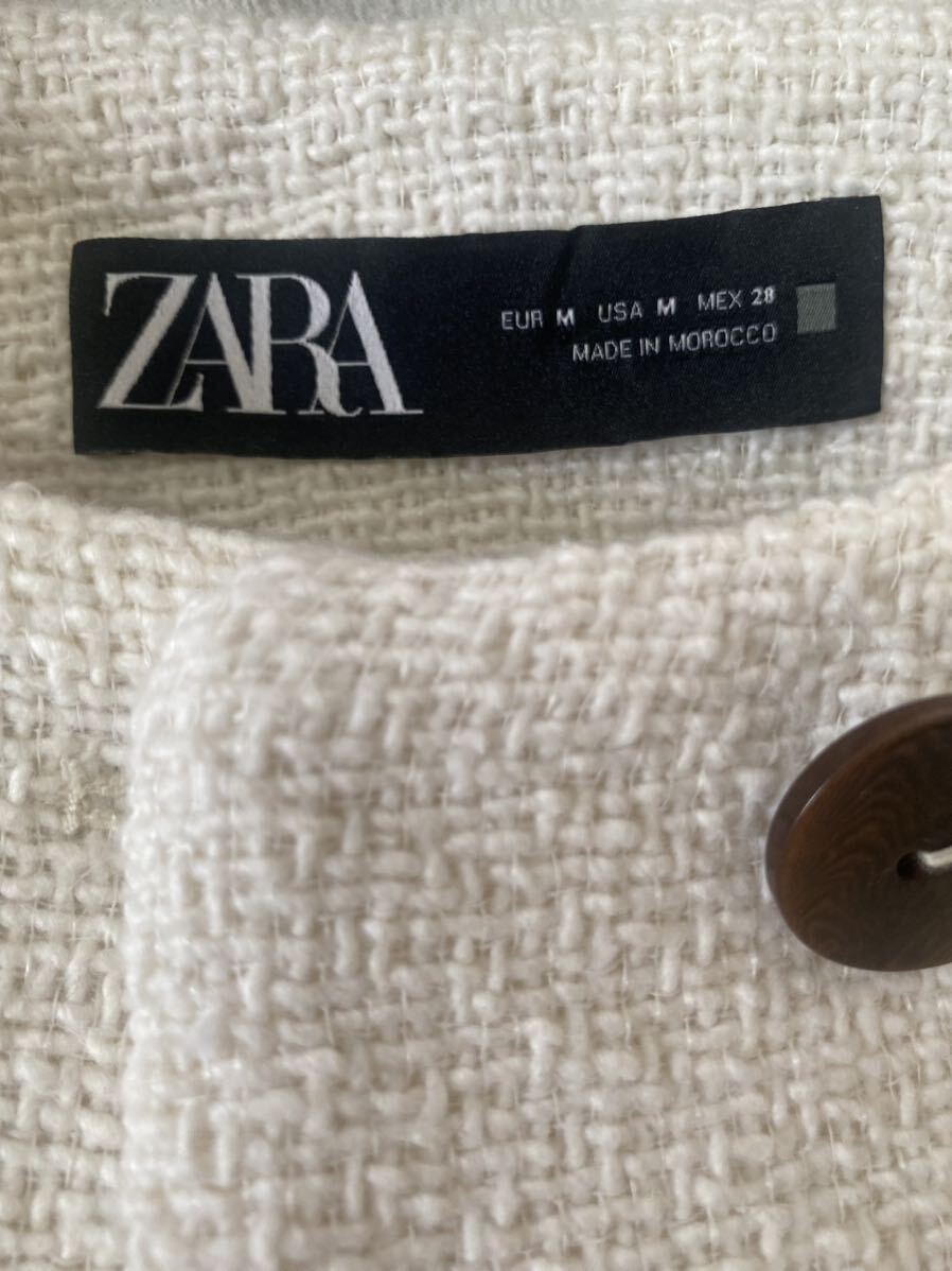 ZARA ツイード　ノーカラージャケット　ステッチ入り　ホワイト　白　Mサイズ_画像6