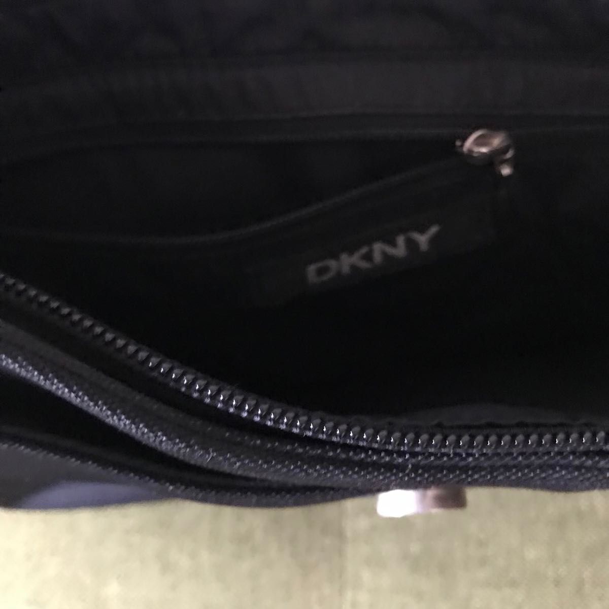 DKNY　ショルダーバッグ　ハンドバッグ　黒　ダナキャラン