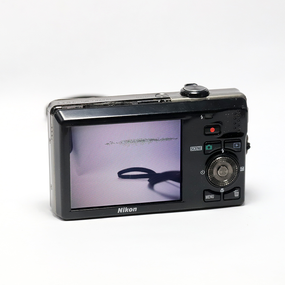 Nikon ニコン COOLPIX (クールピクス) S6000 デジタルカメラ _画像3