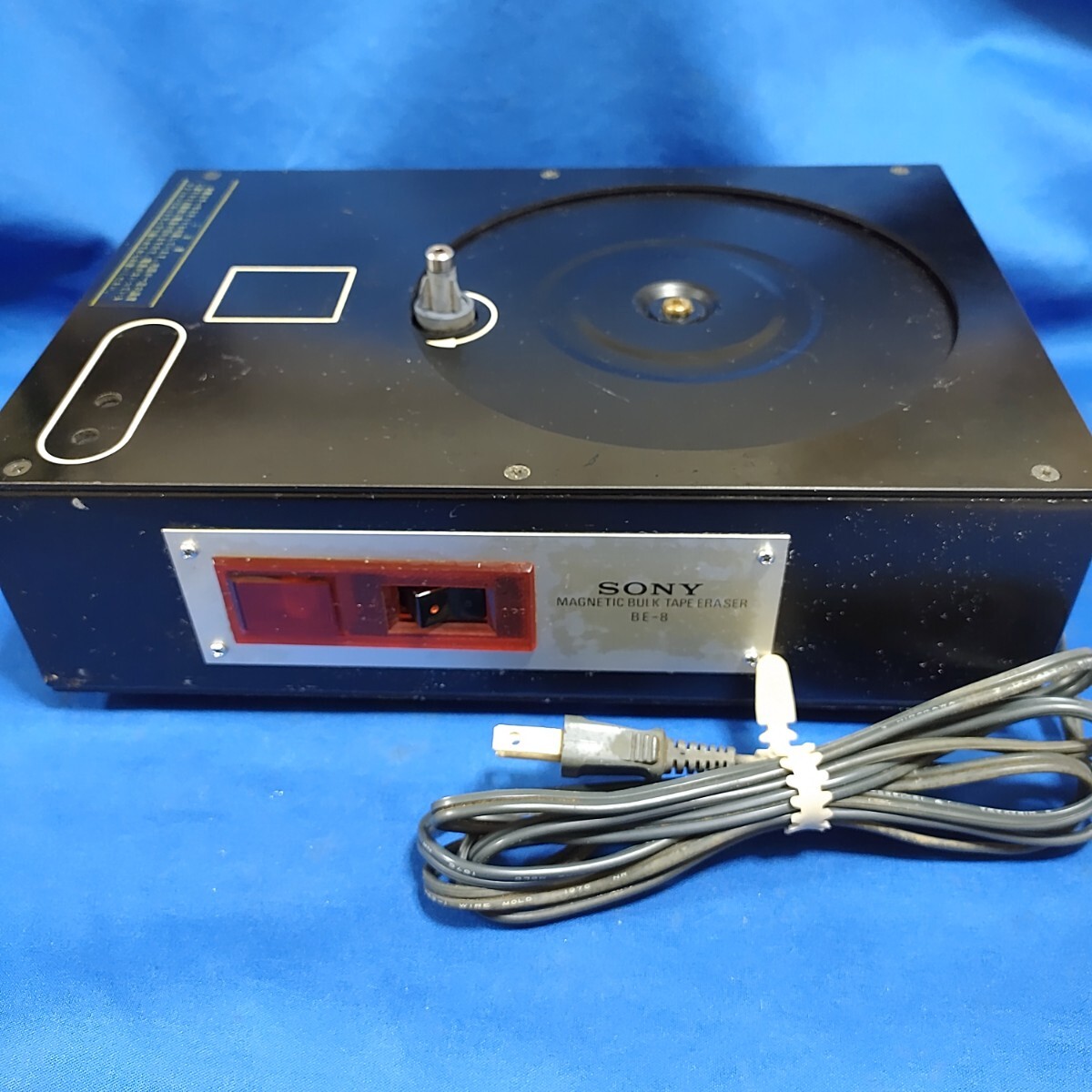 SONY ソニー MAGNETIC BULK TAPE ERASER BE-8 バルクテープイレーサー テープ消磁器 通電確認済み ジャンク 管理番号A-3(KO)の画像1
