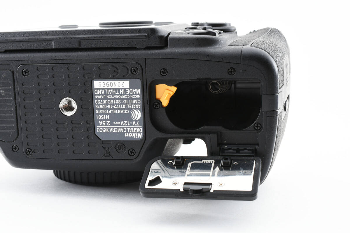【良品】ニコン Nikon D500 ボディ シャッター数3234回 元箱 付属品一式_画像10