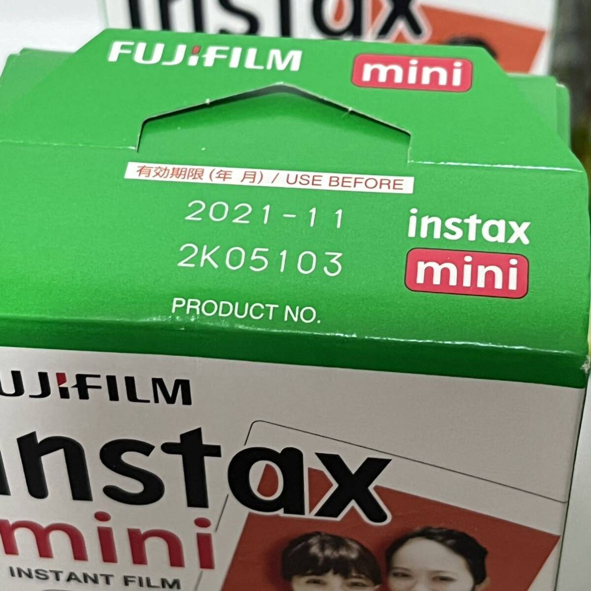 FUJIFILM instax mini フィルム チェキ カメラフィルム フジフイルム 期限切れ の画像2