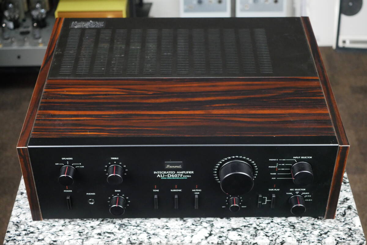 SANSUI　山水　サンスイ　AU-D607F EXTRA　プリメインアンプ　動作・美品！　懐かしの名機です！