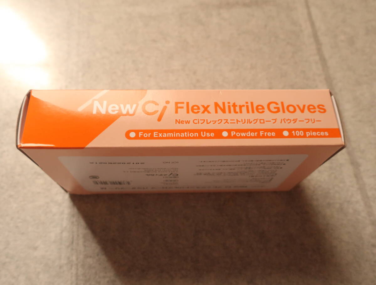 （注意：箱にダメージあります）NEW Ciフレックスニトリルグローブ　Ｍサイズ　１箱　100枚　手袋　グローブ　新品・未開封・未使用品_画像2