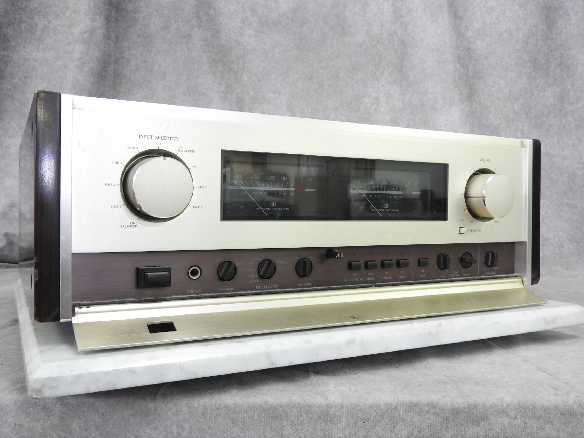 * Accuphase Accuphase pre-main amplifier E-305 * Junk *