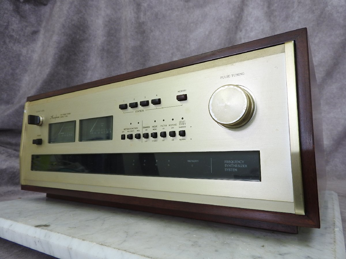 ☆ Accuphase アキュフェーズ T-104 FMステレオチューナー ☆現状品☆の画像3