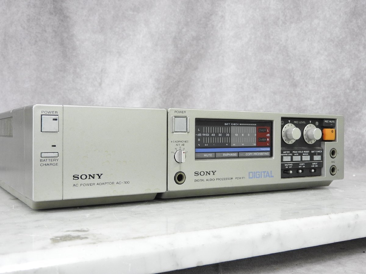 ☆ SONY ソニー PCM-F1/デジタルオーディオプロセッサー + AC-700/ACパワーアダプター ☆ジャンク☆の画像1