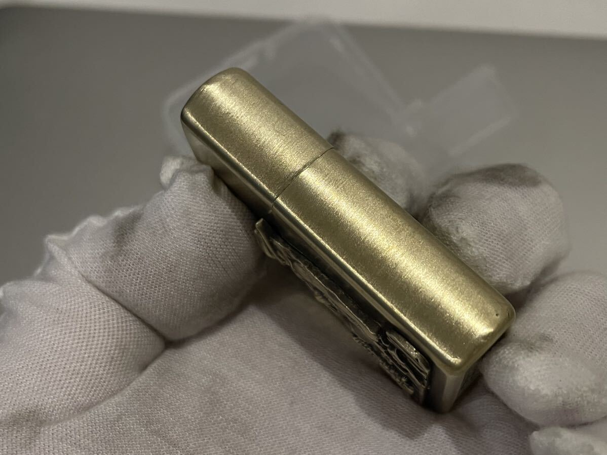 1円 ZIPPO ライター マルボロ Marlboroジッポ Zippoオイルライター真鍮製 中古品 喫煙グッズ ジッポー 火花確認済R67545の画像6