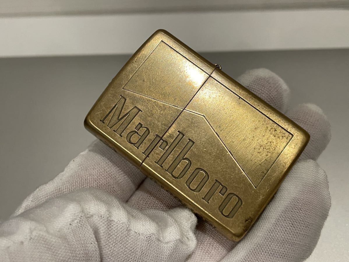 1円 ZIPPO ライター マルボロ Marlboroジッポ Zippoオイルライター真鍮製 中古品 喫煙グッズ ジッポー 火花確認済R67582の画像1