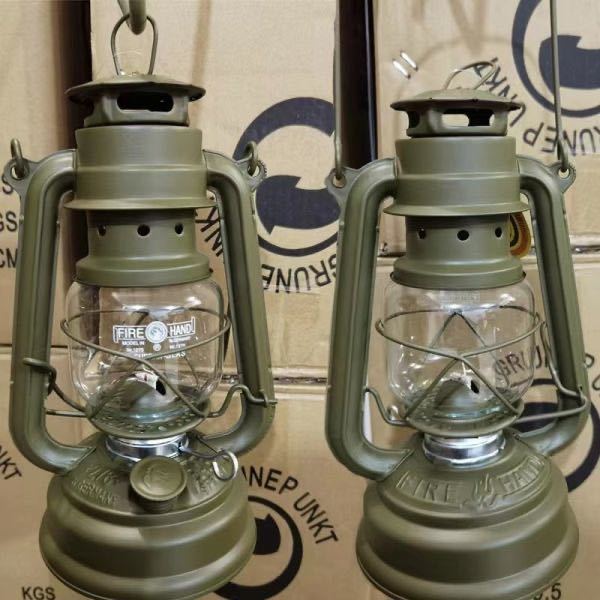 新品 1円 キャンプ用 超高品質 オイルランタン 灯油ランタン 照明 キャンプランタン アウトドア 野外登山 グリーンの画像1