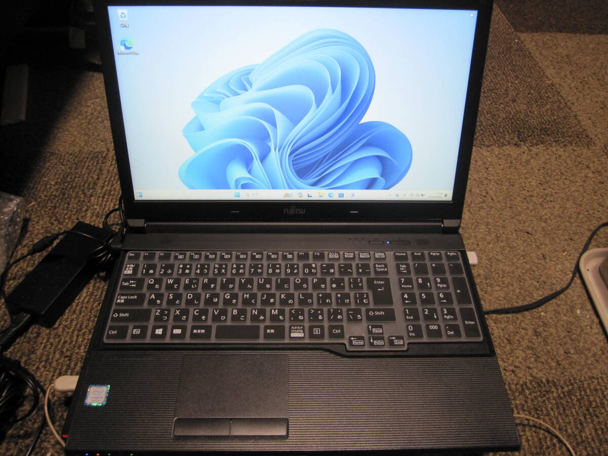 商品仕様 ■富士通 ■品名：LIFEBOOK A577/SX CPU：Intel Core i5-7300U 8GB ■ストレージ：SSD 512GB ■DVD ：15.6型HD ■OS：Win11_画像1