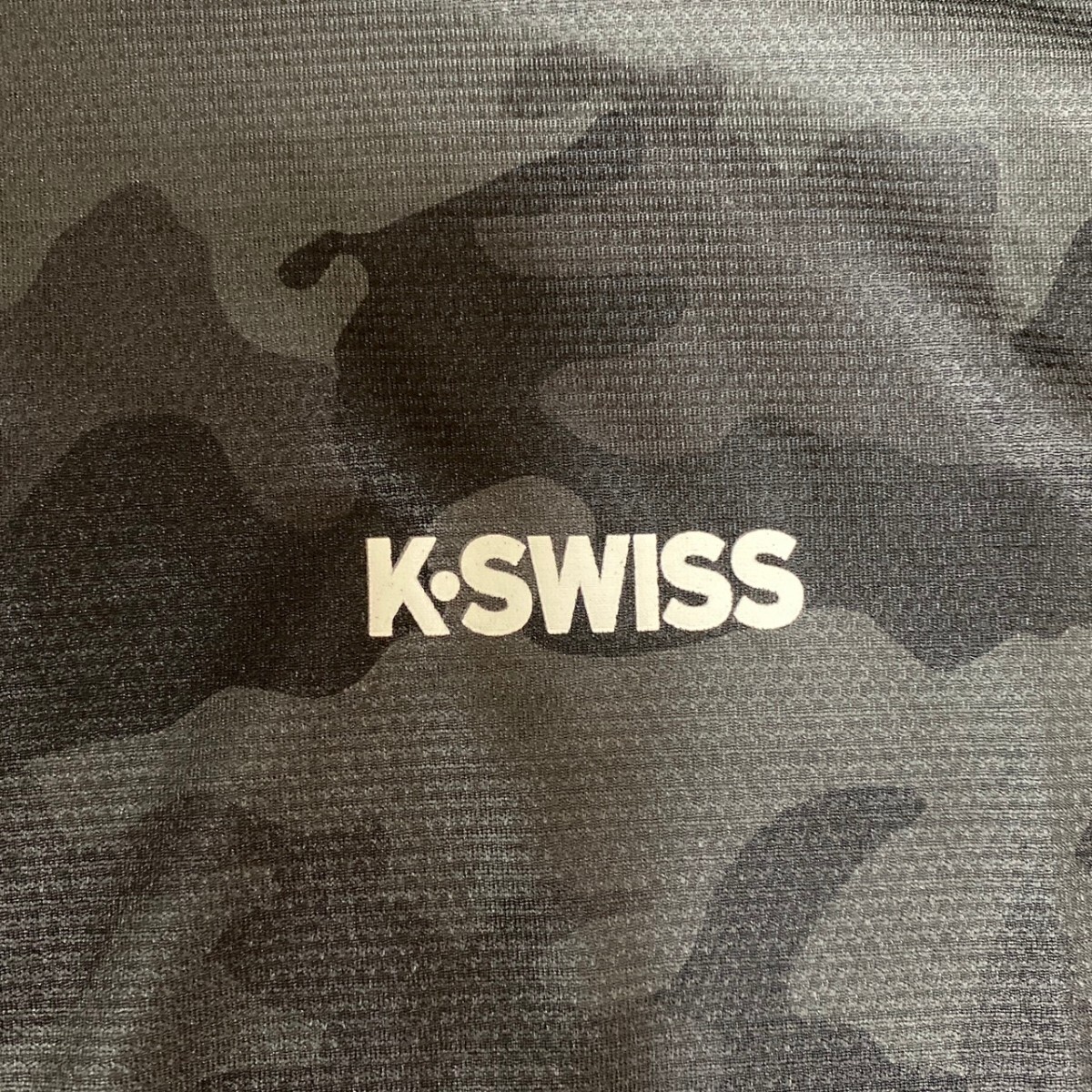 L ケースイスK-SWISS 新品 UVジャケット 上着 長袖 日除け服 黒 UVカット 日焼け対策 メンズ 紳士 アウトドア スポーツ ゴルフウェア golfの画像4