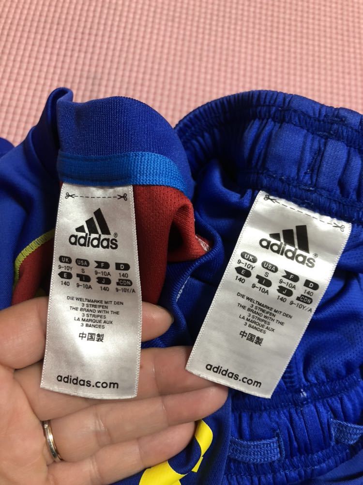  Adidas верх и низ в комплекте 140 см короткий рукав футболка шорты укороченные брюки выставить мужчина Kids adidas