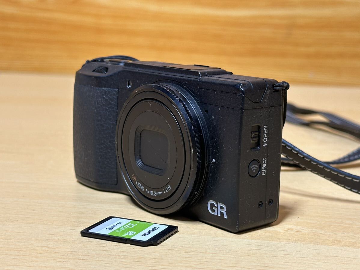 リコー RICOH コンパクトデジタル動作未確認ジャンク品カメラ GR II GR LENS F=18.3mm 1:2.8 動作未確認ジャンク品の画像8