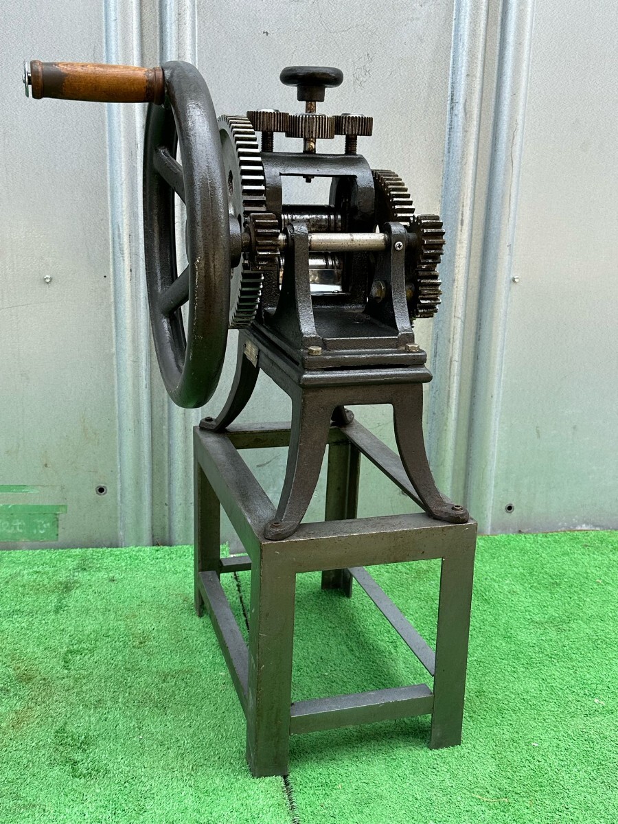 ヨシダ／Yoshida Seiko 金属圧延機  彫金ローラー  彫金工具  プレス機 の画像2