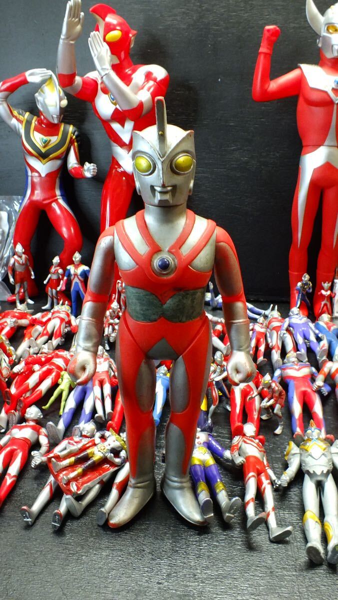 【当時物 】ウルトラマン ソフビ フィギュア 円谷プロ 昭和レトロ 引退品まとめ売り 大量セット 京本政樹コレクション 非売品 希少品有りの画像1