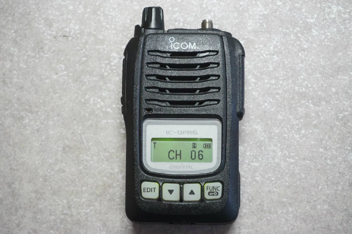 [SK][D4266180] 美品 ICOM アイコム IC-DPR6 携帯型デジタル簡易無線 元箱等付きの画像2