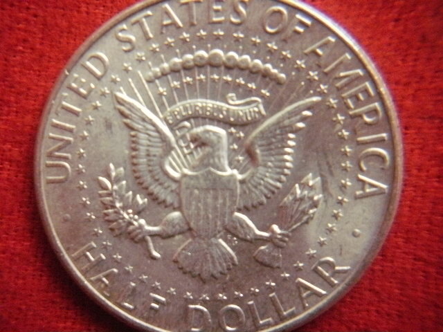 ※世界の銀貨 UNITED STATES (KENNEDY HALVES) HALF DOLLAR 1964- ( 90% silver ) 外径約30.7㎜ 量目約12.58g 中古並美品～の画像9