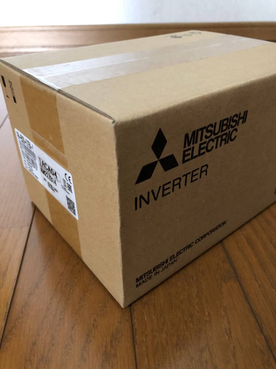 *1 jpy start! new goods unopened Mitsubishi Electric FR-E820-0.75K-1 FREQROL-800 series inverter body *Y3D-022
