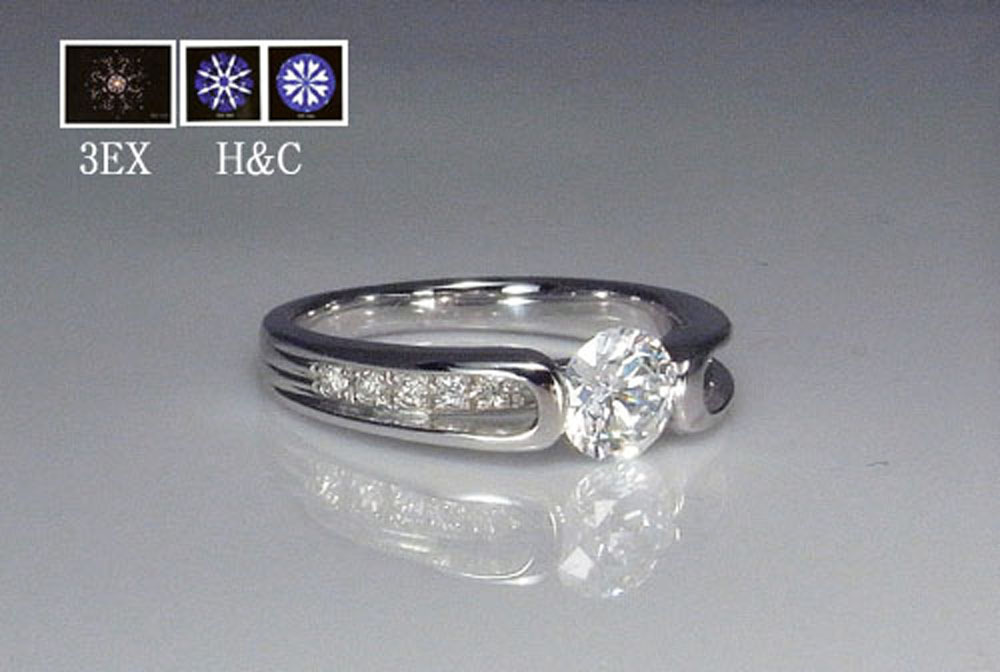 【感謝SALE 】鑑定書付 合計0.408ct 完全無色透明Dカラー VVS-2 最高峰3EX H&Cカット 天然ダイヤモンド デザイン リング pt950 新品 未使用_完全無色透明 天然ダイヤ デザインリング