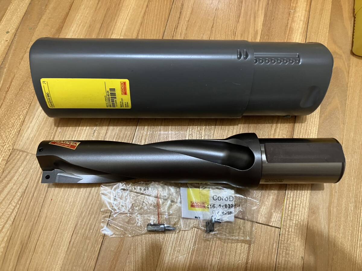 2213A23 三菱マテリアル ディンプルバー FSCLP2220R-09E 内径 2213A23 三菱マテリアル ディンプルバー FSCLP2220R-09E 内径