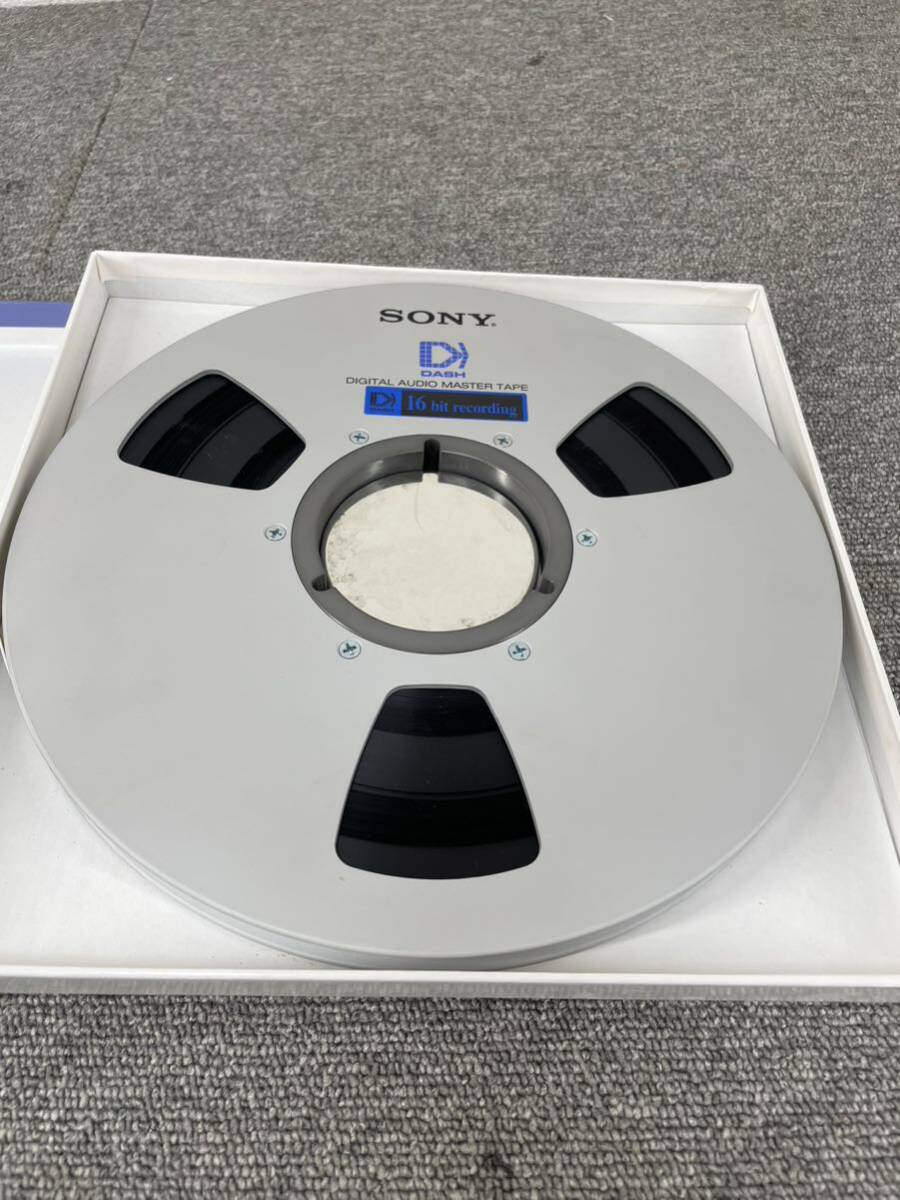 SONY ソニー　Digital Audio Master Tape D-1/2-1-1460A デジタルテープ　DASH オープンリール　メタルリール 3_画像3